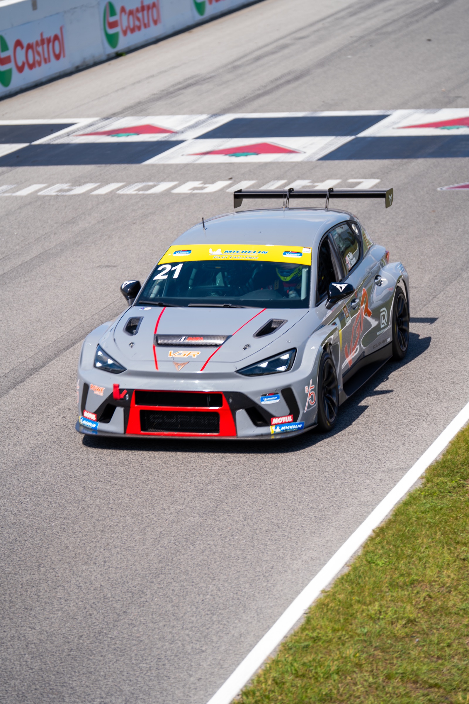 Rear angle of the VGR CUPRA Leon VZ TCR